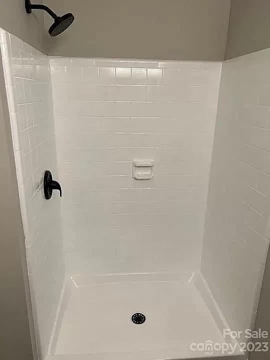 Building Photo - Room in Condo on Meadow Rose Ln