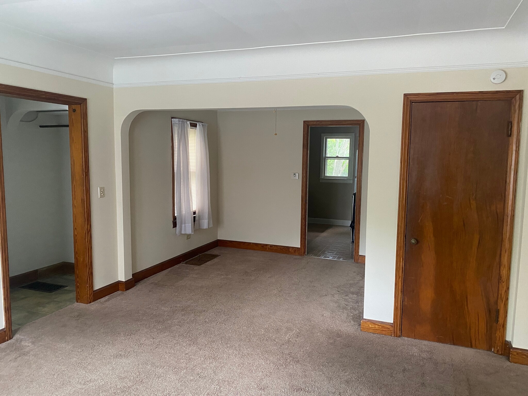 Dinning room - 228 North Court St.