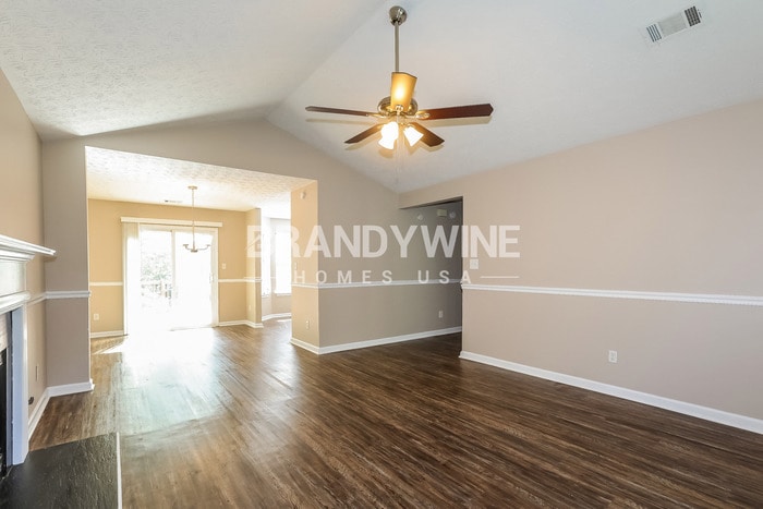 Building Photo - 329 Mill Glen Ct