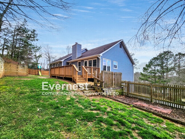 Building Photo - 2047 Arbor Forest Dr SW