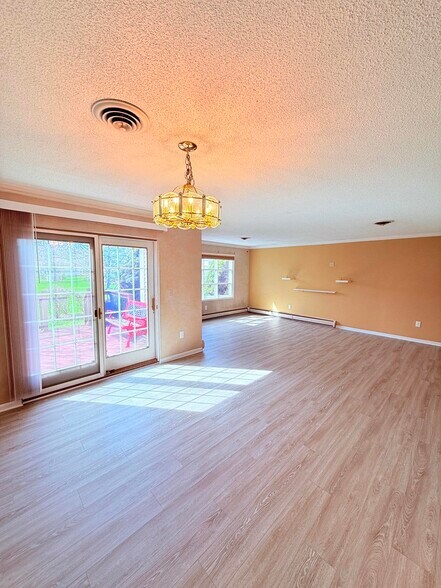 Building Photo - 42021 Banbury Ct