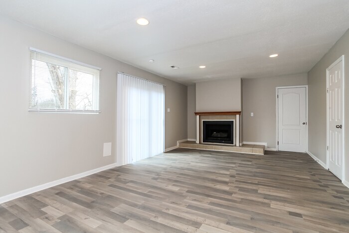 Building Photo - 9153 Yorkridge Dr