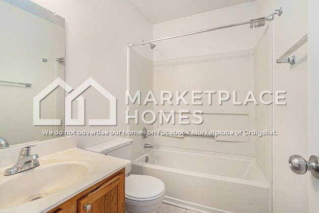 Building Photo - 525 Allana Dr