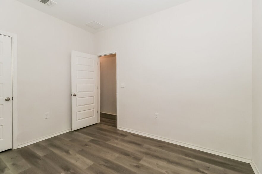 Building Photo - 13108 Foreston Dr