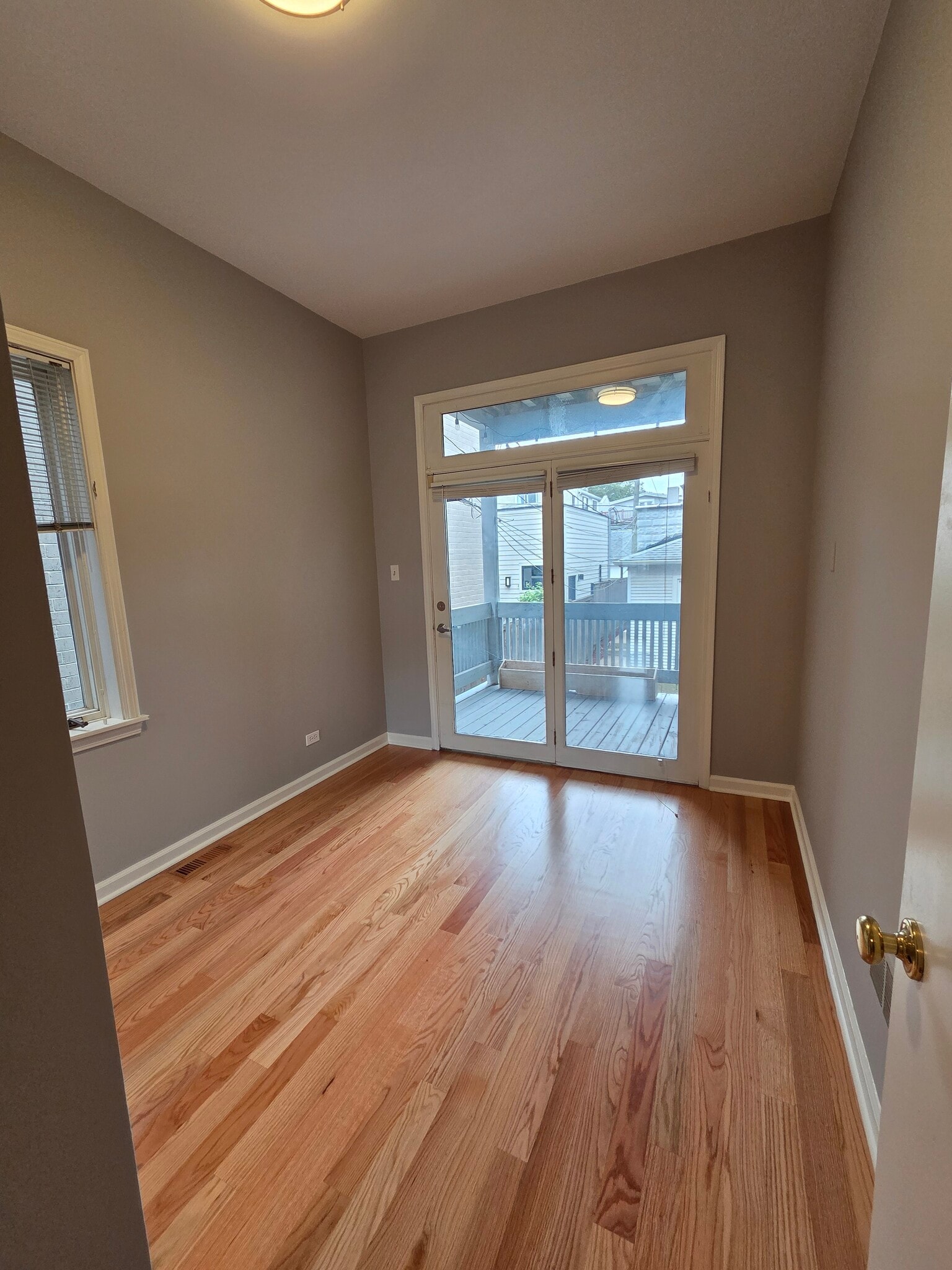 Bedroom 3 - 1229 W Wellington Ave