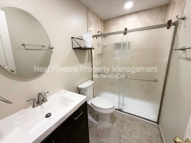 Building Photo - 47 Reeding Ridge Dr W