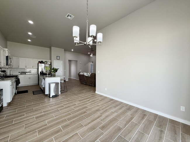 Building Photo - 51069 Purple Mat Ave