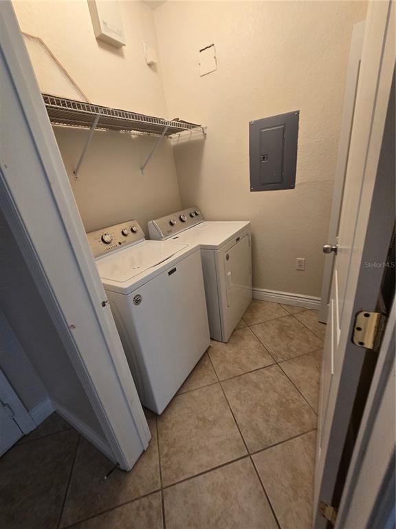 Building Photo - 2732 Via Murano