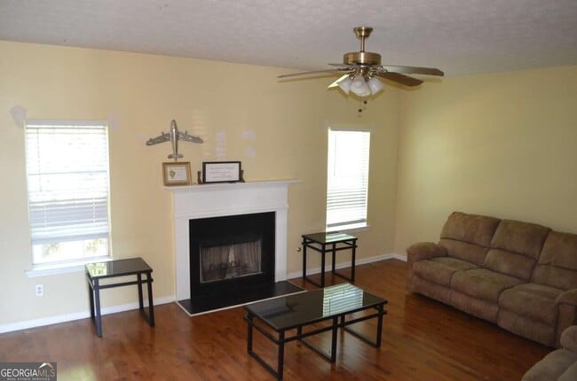 Building Photo - 1580 Callaway Loop