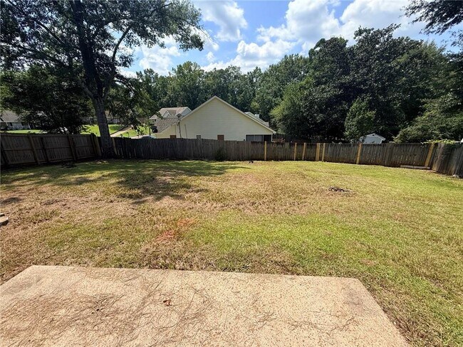 Building Photo - 740 Copperfield Dr W