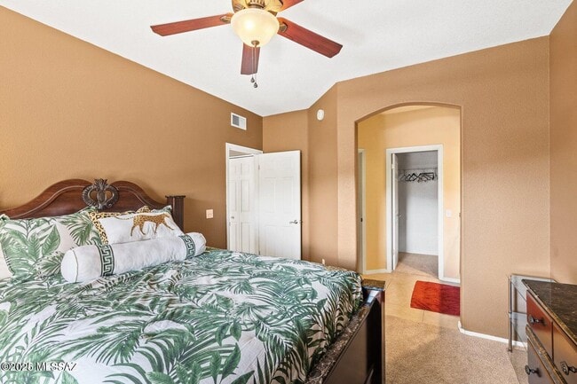 Building Photo - 7050 E Sunrise Dr