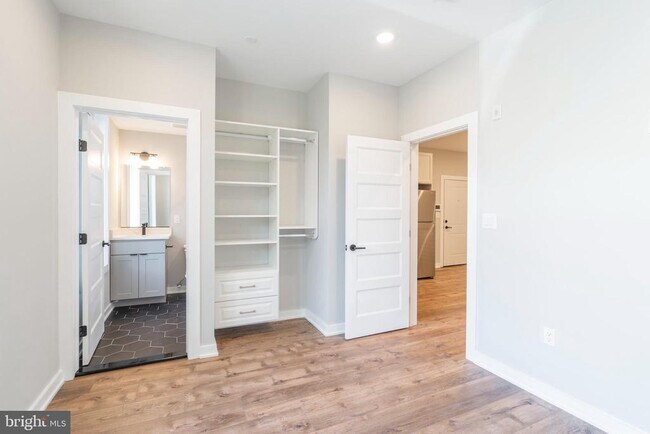 Building Photo - 435 N 35th St