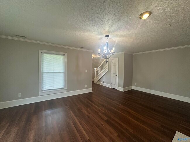 Building Photo - 3030 Dupree Dr SW
