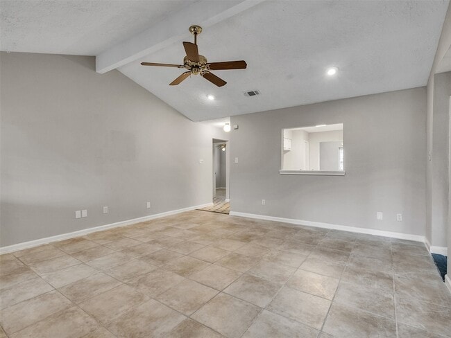 Building Photo - 10314 Staghill Dr