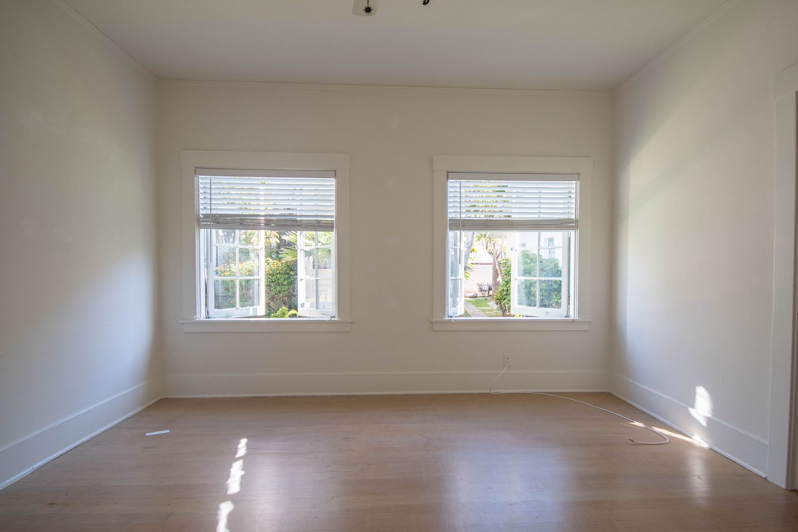 Building Photo - 314 W Mission St