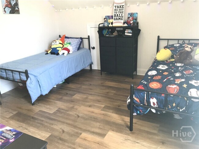 Building Photo - 2343 Cold Tree Ln