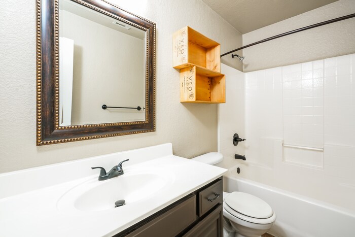 Building Photo - 2744 Ensenada Ln