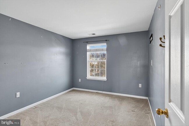 Building Photo - 1062 Lamberton St