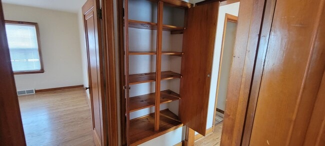 Building Photo - 24 S Pine St