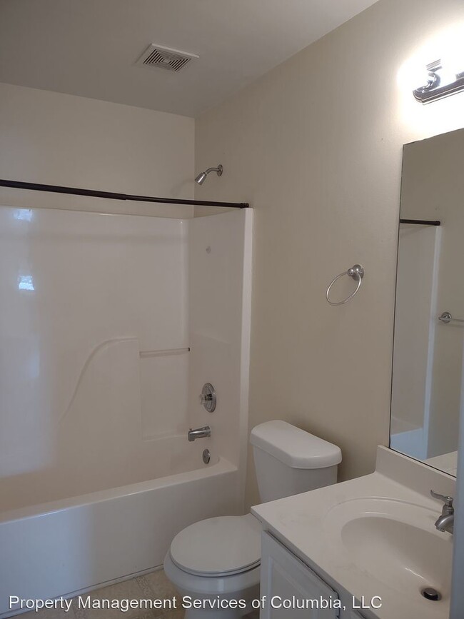 Building Photo - 3 br, 2 bath House - 415 Summit Townes Way