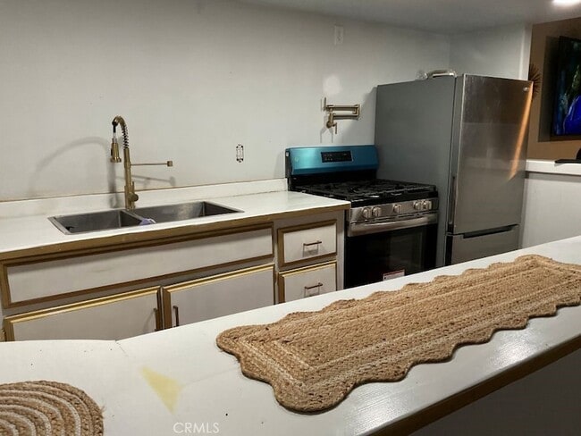 Building Photo - 15678 Avion Ln