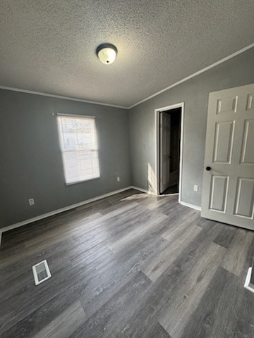 Building Photo - 122 Oak St