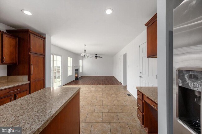 Building Photo - 259 Olympic Dr