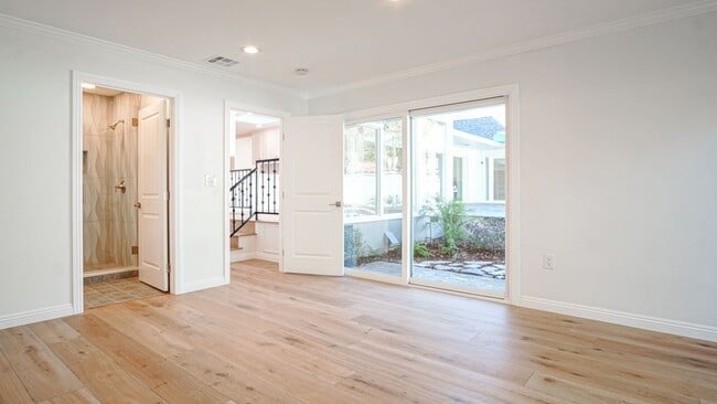 Building Photo - 5 bedroom, 5.5 bath, 4800 sq ft Prime Studio City Home with Pool and Hollywood Hills views