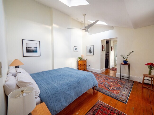 Building Photo - 36 Tremont St