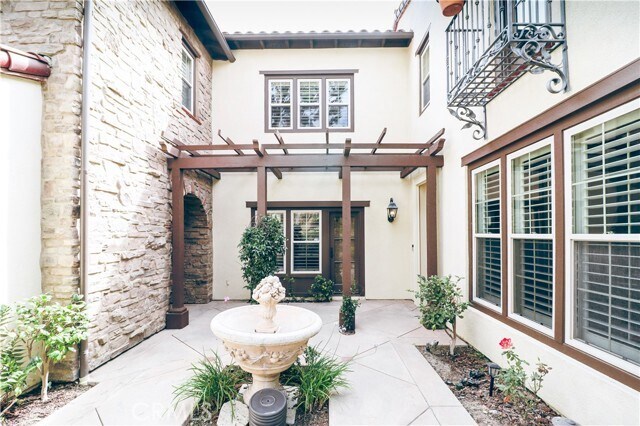 Building Photo - 37 View Terrace