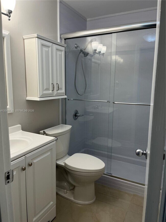 Building Photo - 6661 SW 137th Ct