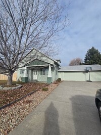 Building Photo - Amazing 4 bed/3 bath home