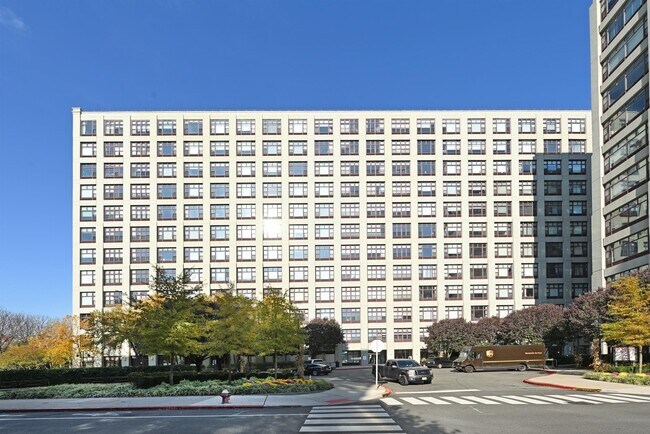 Building Photo - 1500 Washington St