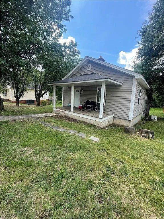 Building Photo - 3 Bed, 1 bath in Westminster