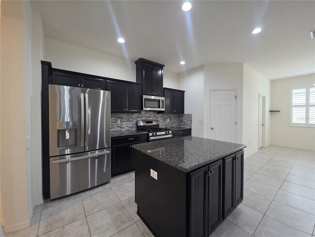 Building Photo - 17545 Buckingham Garden Dr