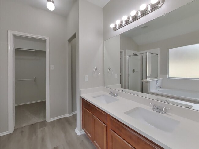 Building Photo - 8039 Branson Park Ln