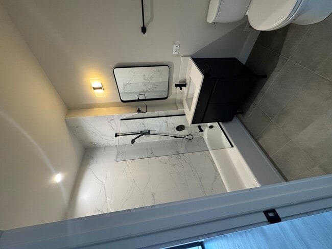 Building Photo - 451 E Pershing Rd