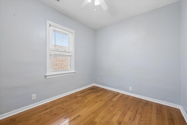 Building Photo - 4928 W Eddy St
