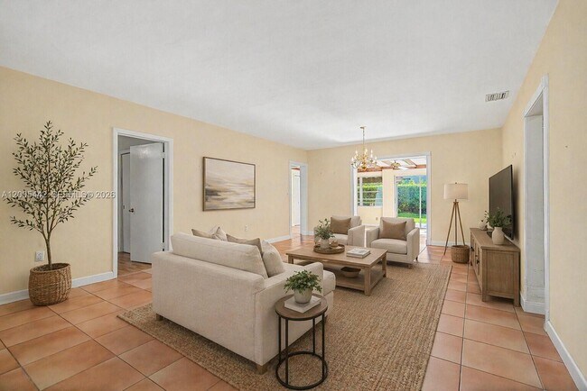 Building Photo - 8115 SW 63rd Pl