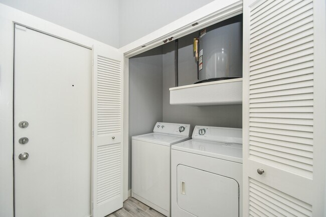 Building Photo - 1441 East St