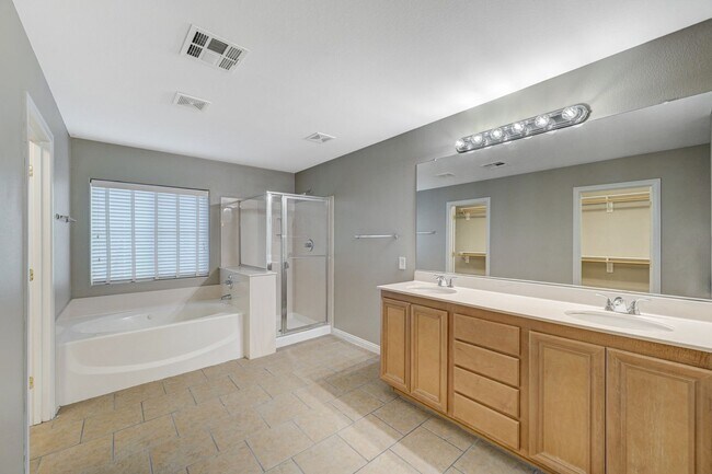 Building Photo - 1st MONTH FREE! Lone Mountain Heights Luxu...