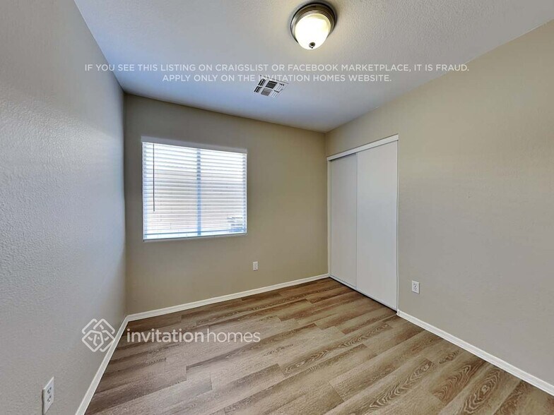 Building Photo - 11418 E Contessa St