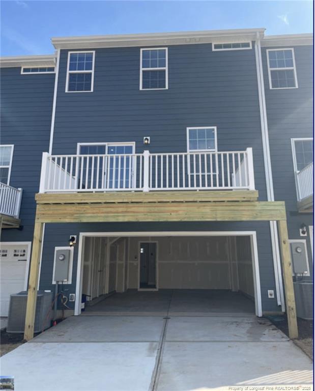 Building Photo - 2132 Autumn Cyprus Ave