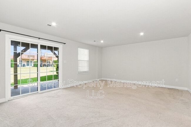Building Photo - 126 Nathan Dr