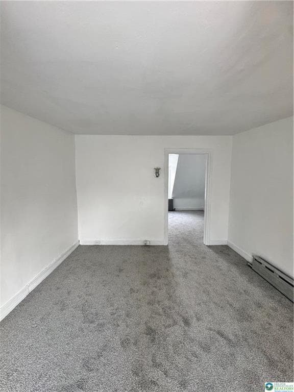 Building Photo - 213 W Chew St