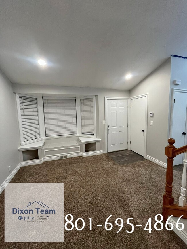 Building Photo - 977 S 225 E