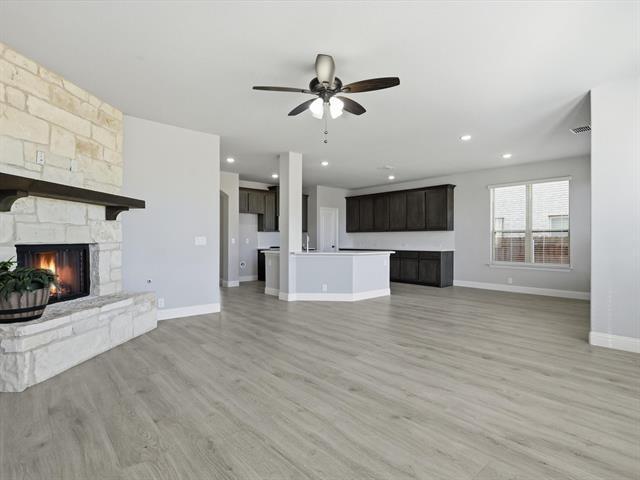 Building Photo - 624 Pawprint Holw