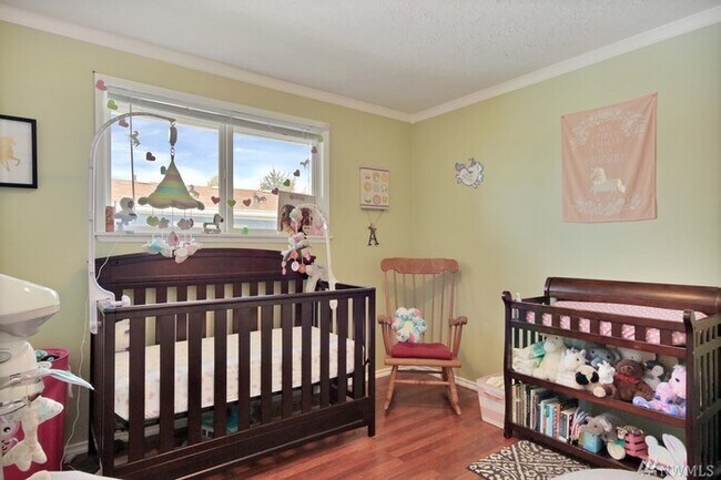Building Photo - HOME SWEET HOME. .. 3 Bedroom Rambler with...