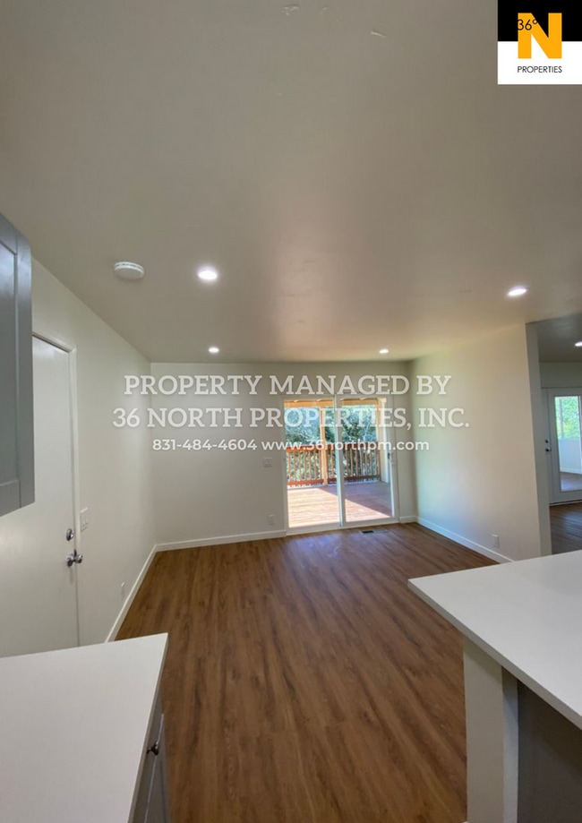 Building Photo - Carmel Valley Dreams