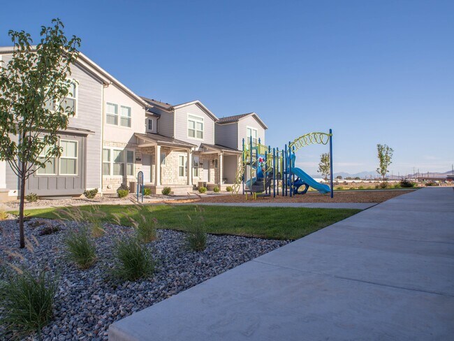 Building Photo - 3545 Hardman Way